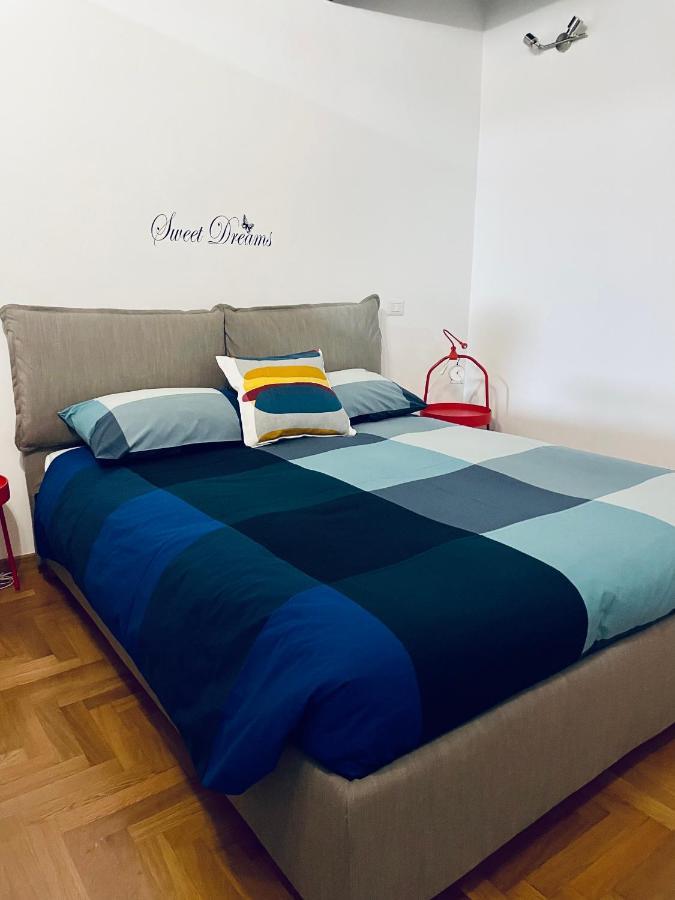 Coronari 28 Holiday Apartment Рим Экстерьер фото