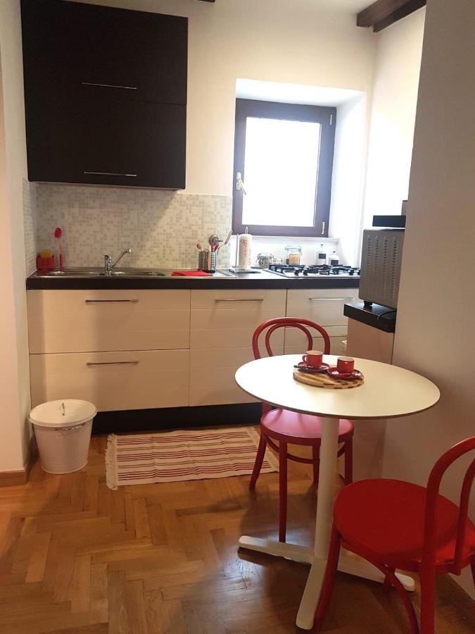 Coronari 28 Holiday Apartment Рим Экстерьер фото